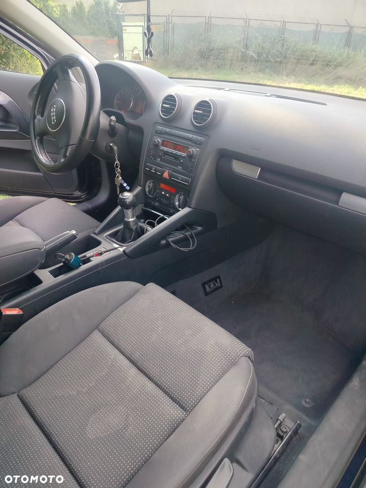 Audi A3 Sportback - 6