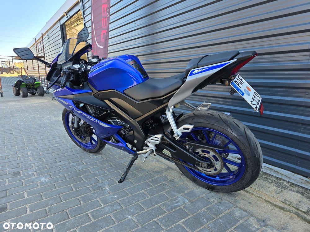 Yamaha YZF - 3
