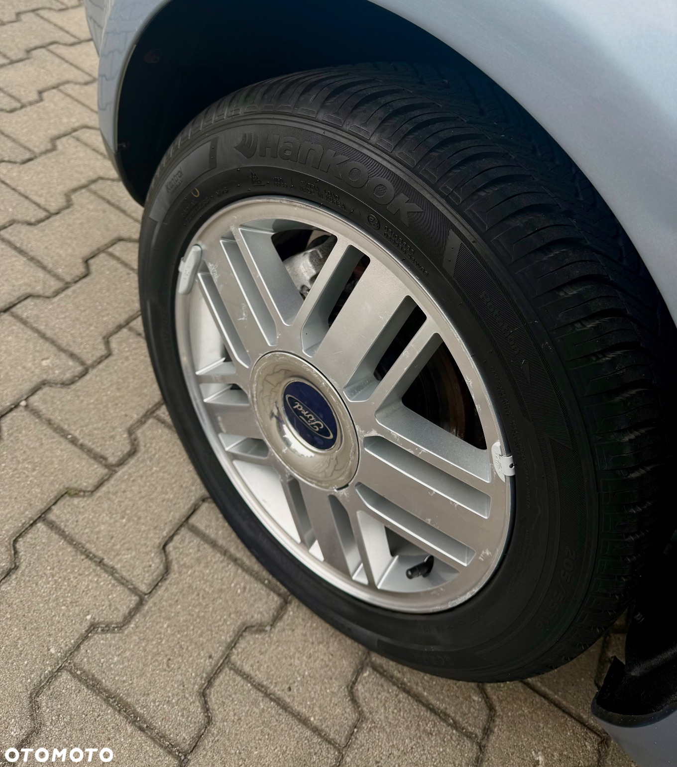 Ford Focus 1.6 Ghia - 25