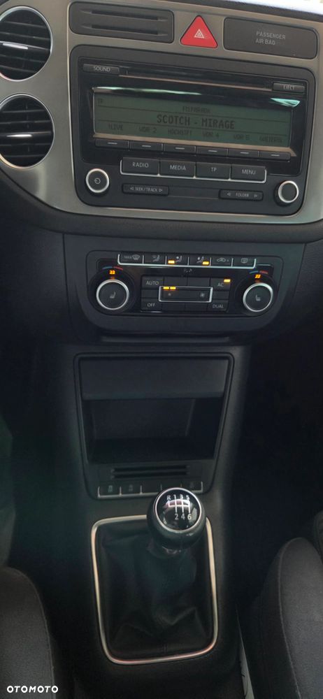 Volkswagen Tiguan 2.0 TDI DPF BlueMotion Technology Exclusive - 25