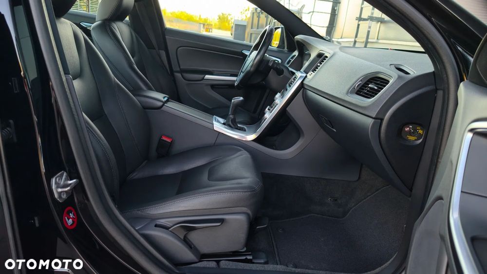 Volvo S60 D4 Summum - 18
