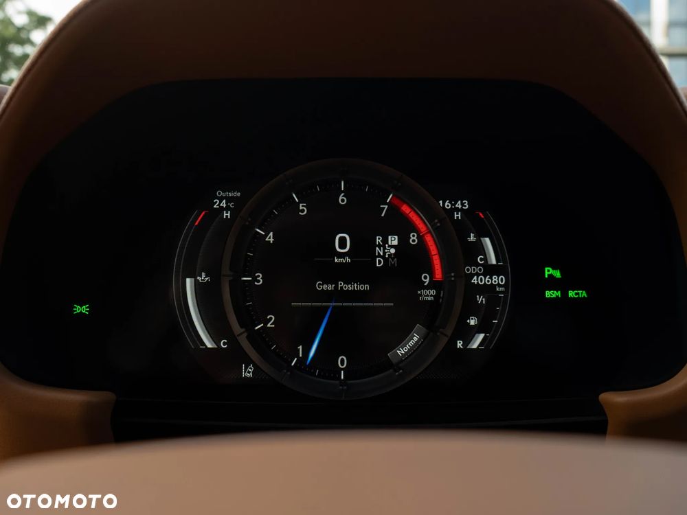 Lexus LC 500 Prestige - 31