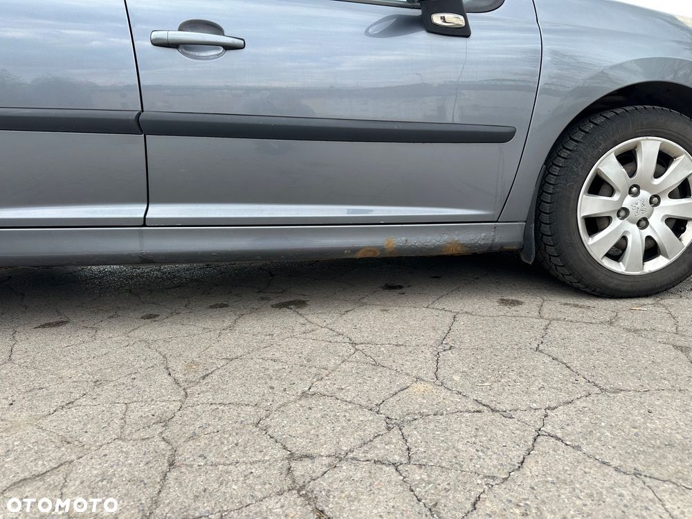 Peugeot 207 1.4 Active - 17