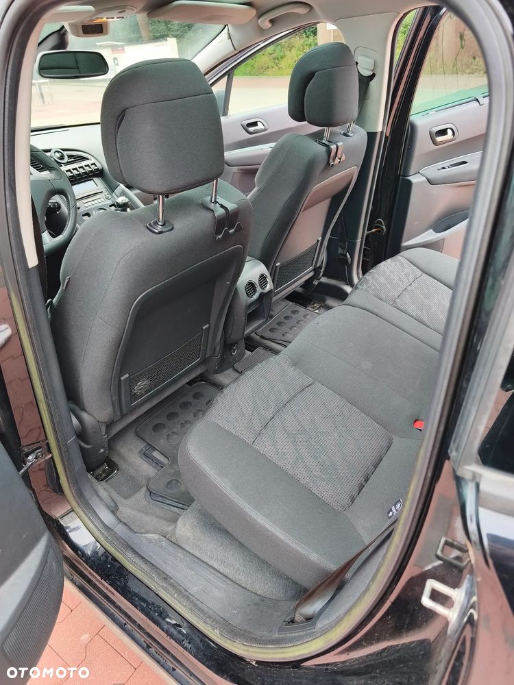Peugeot 3008 1.6 THP Active - 8