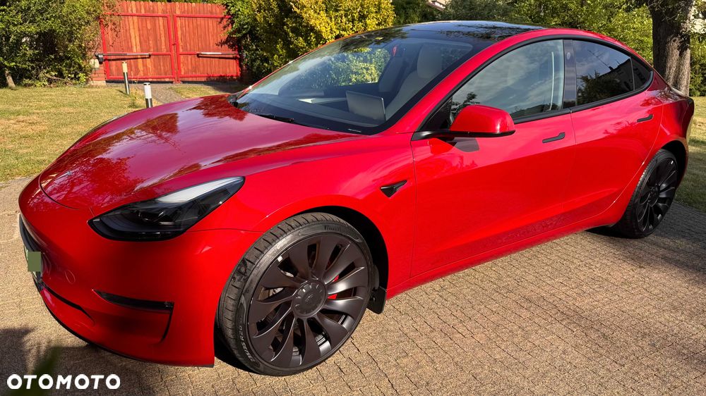 Tesla Model 3 - 2