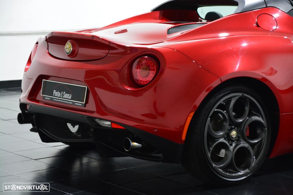 Alfa Romeo 4C Spider 1750 TBi - 18