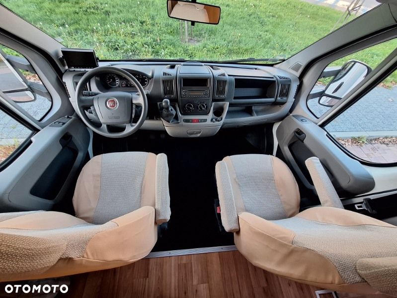 Eura Mobil Terrestra TA 690 HB całoroczny - 28