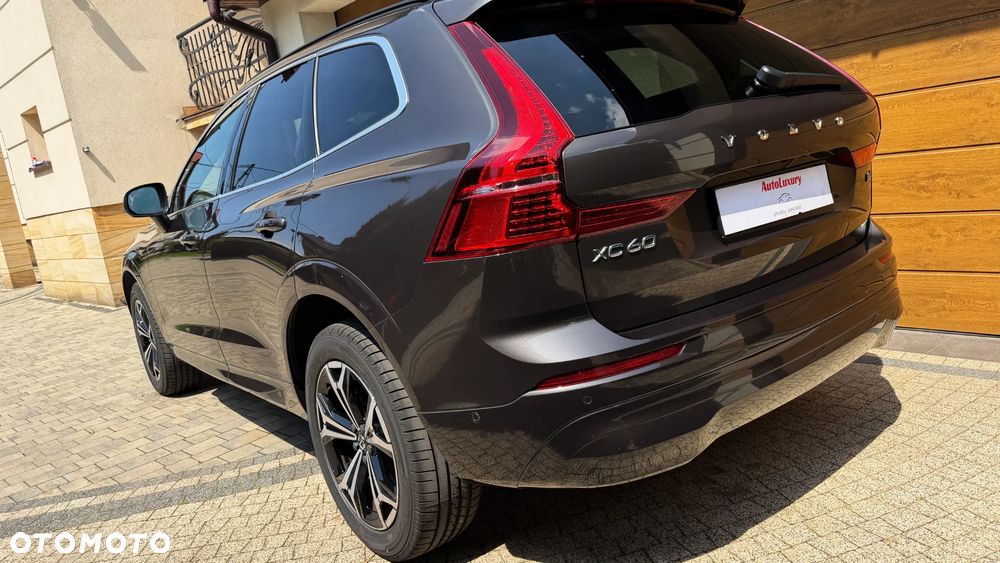 Volvo XC 60 B4 D Geartronic Momentum Pro - 7