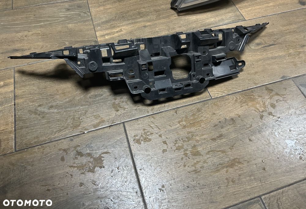 TOYOTA Corolla Atrapa grilla  53114-02530 ORG - 2