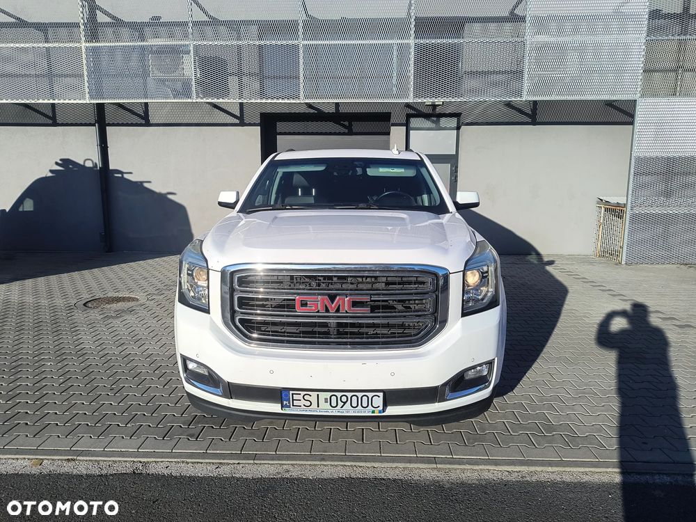 GMC Yukon 2019 photo 4