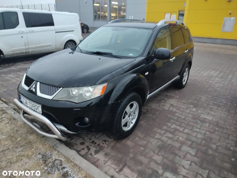 Mitsubishi Outlander 2.0 DID Instyle - 9