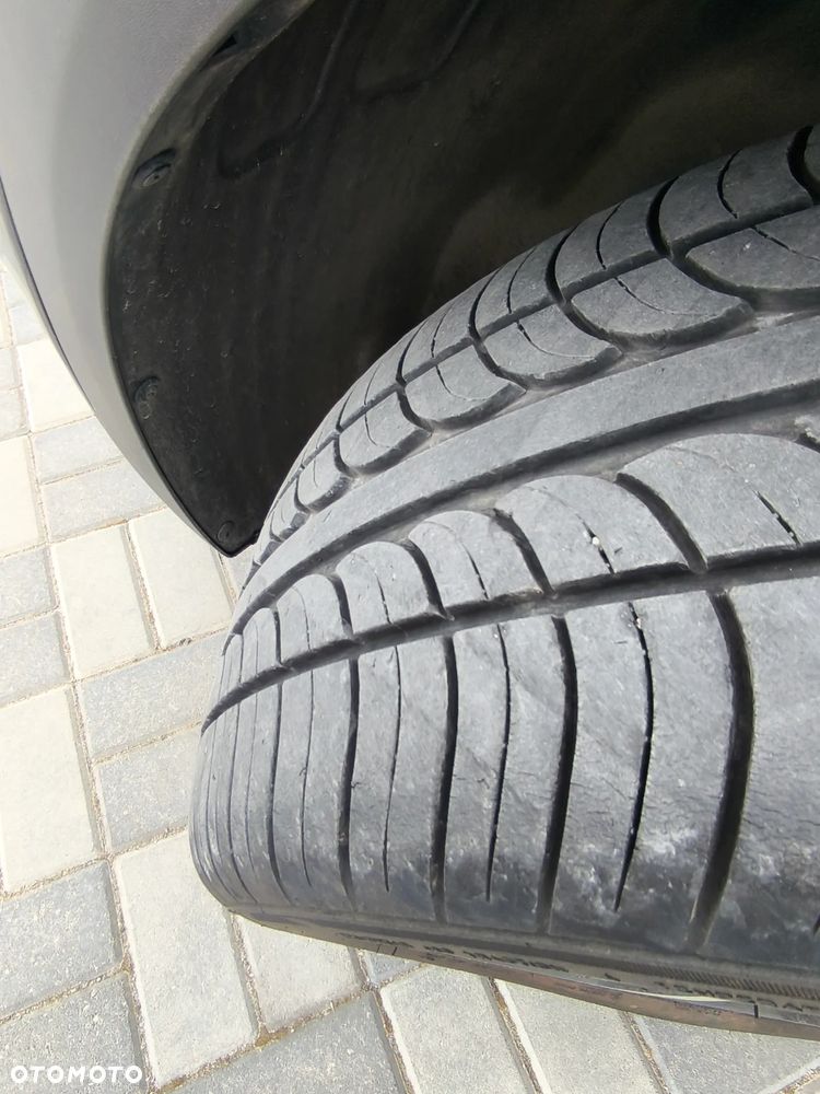 Hyundai Tucson 1.7 CRDI BlueDrive Style 2WD - 40