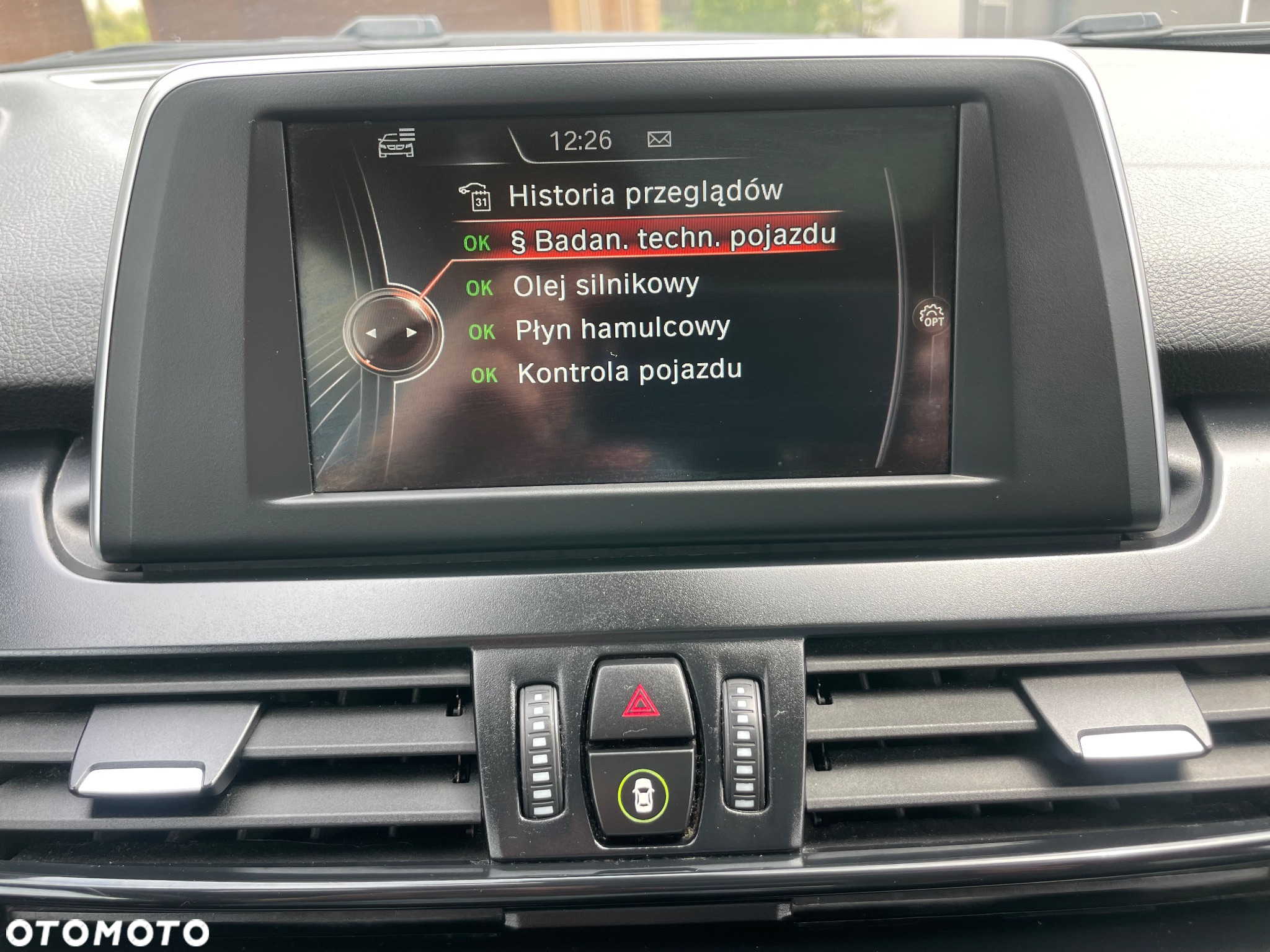 BMW Seria 2 218d Advantage - 28