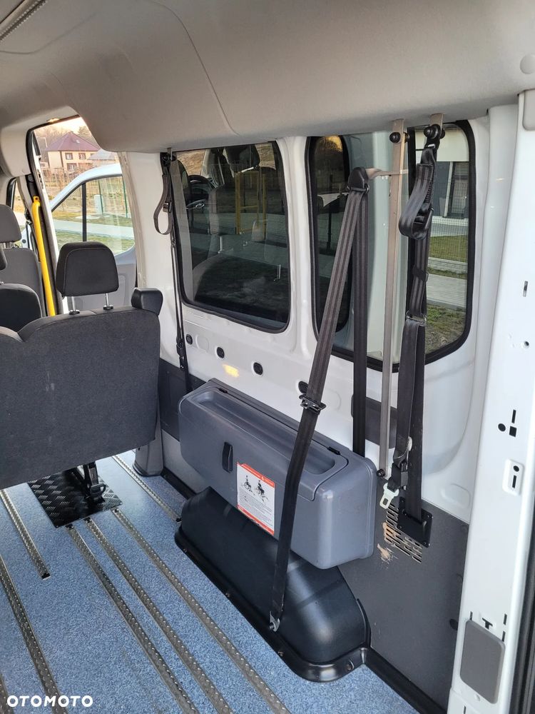 Ford Transit - 32