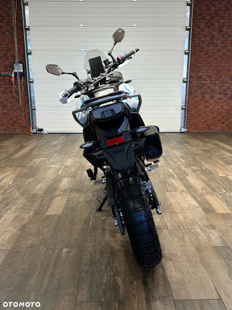 CFMoto 1000 MT-X - 4