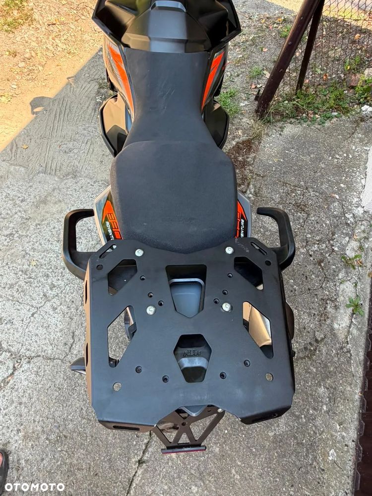 KTM Adventure 890 - 8