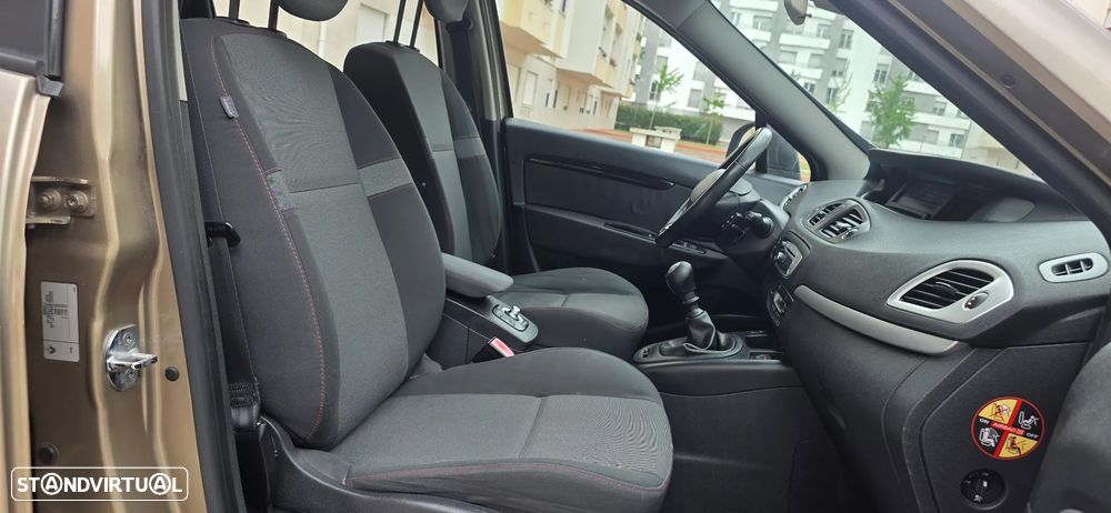 Renault Grand Scénic Energy dCi 110 Start & Stop Dynamique - 13