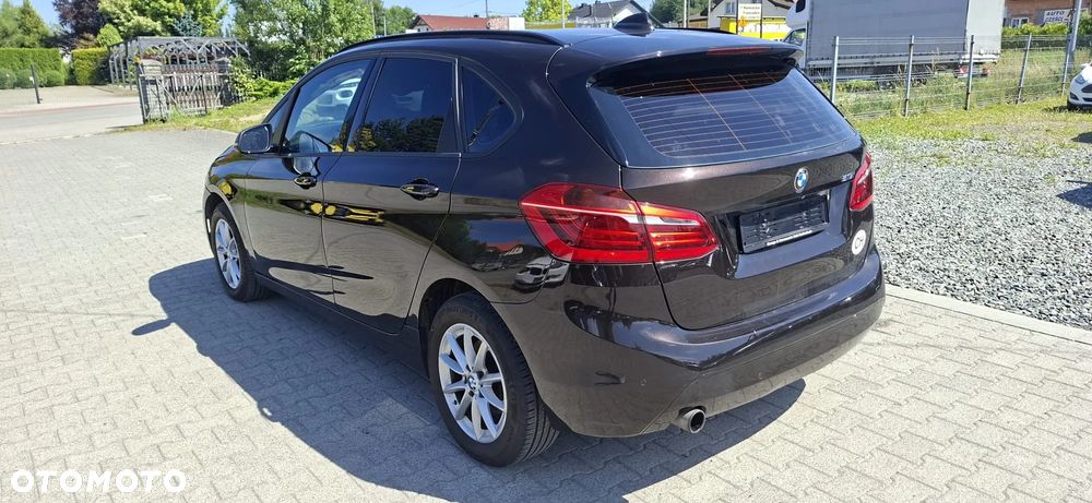 BMW Seria 2 218i - 3