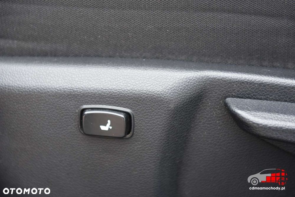 Kia Ceed - 38
