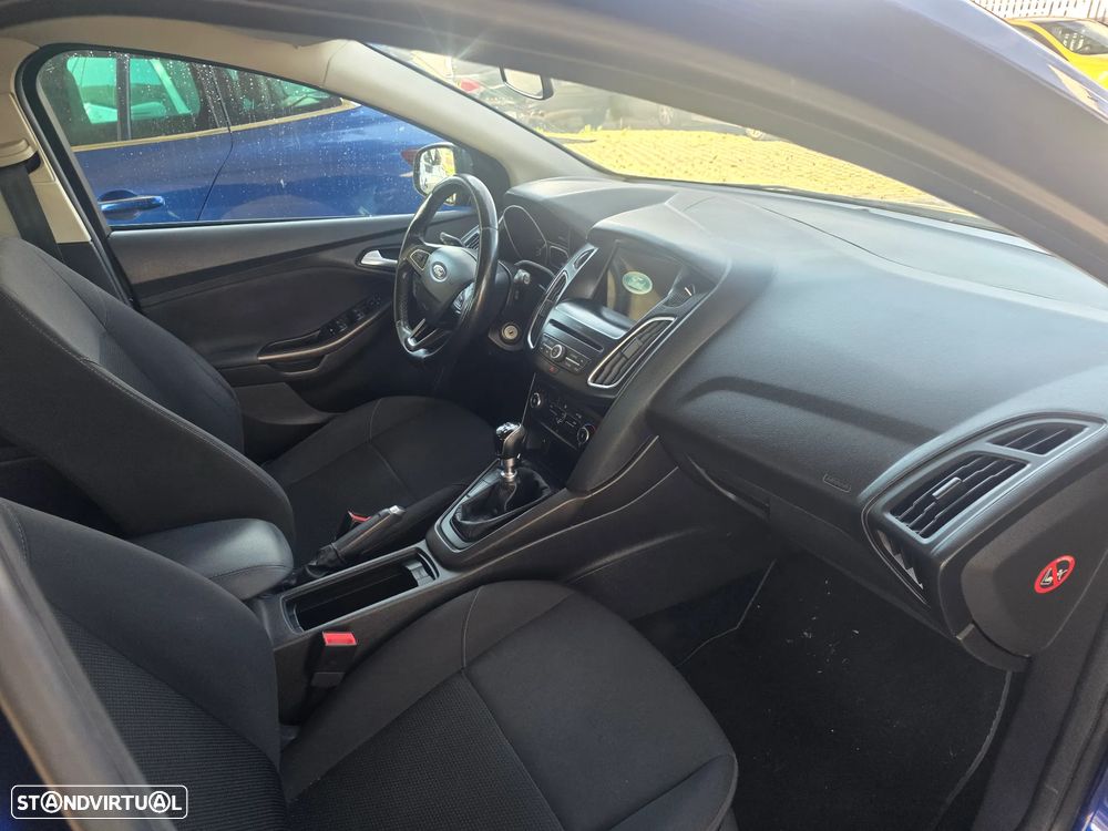 Ford Focus 1.5 TDCi Titanium - 9