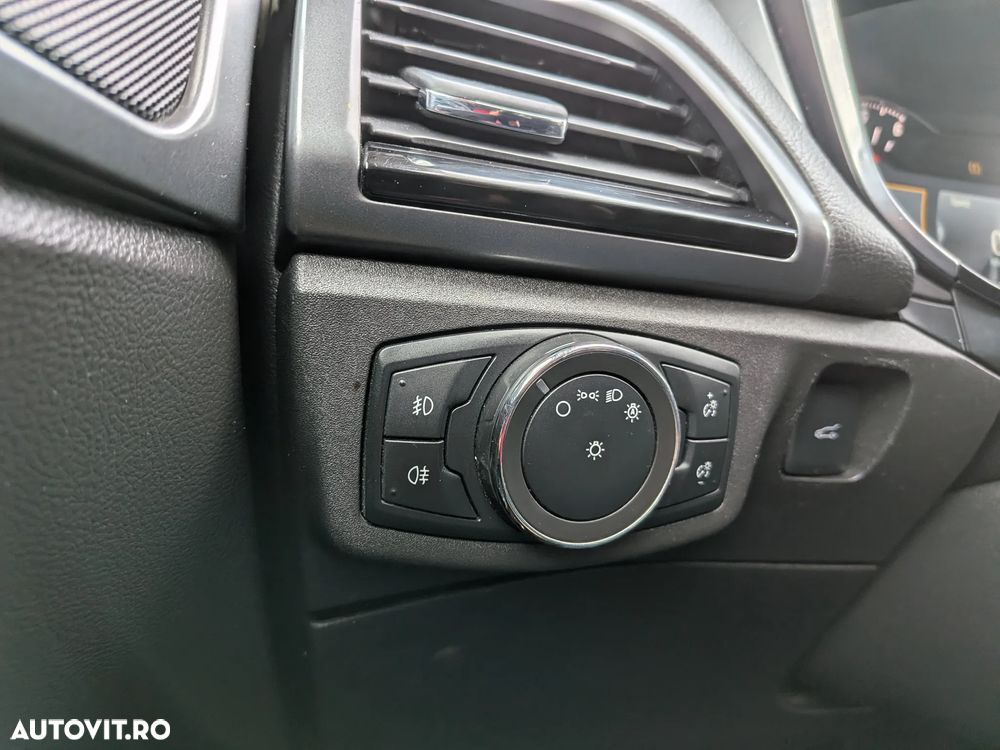 Ford Mondeo 2.0 TDCI Powershift AWD Titanium - 12