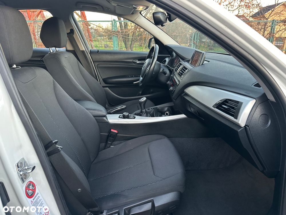 BMW Seria 1 116i - 9