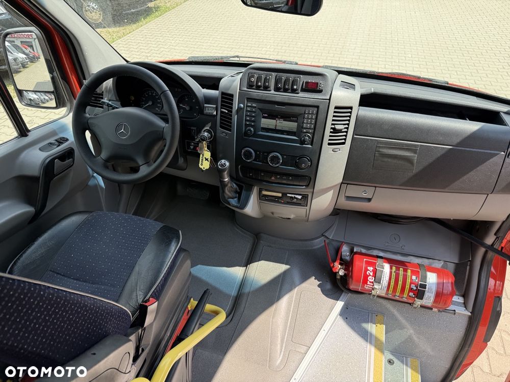 Mercedes-Benz Sprinter 516 - 20