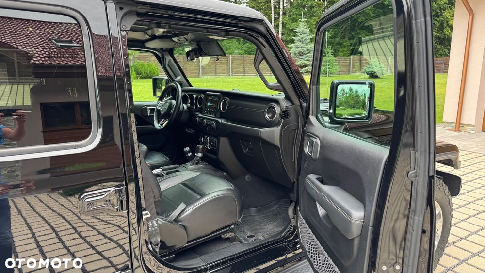 Jeep Wrangler Unlimited 2.2 CRD Sahara - 11