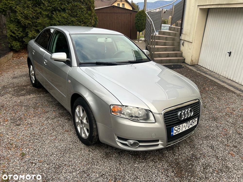 Audi A4 Limousine - 7