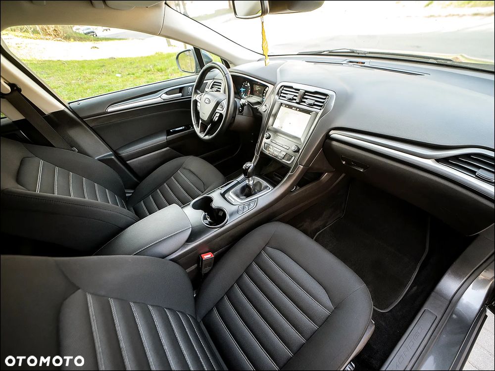 Ford Mondeo - 19
