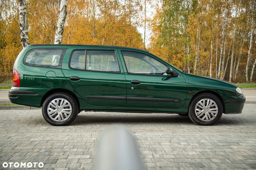 Renault Megane - 11