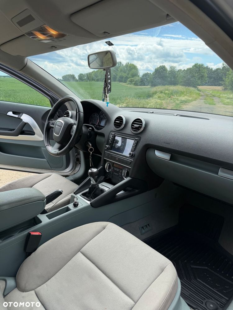 Audi A3 3-drzwiowe 2.0 TDI DPF Attraction - 8