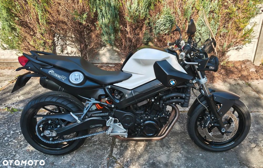 BMW F