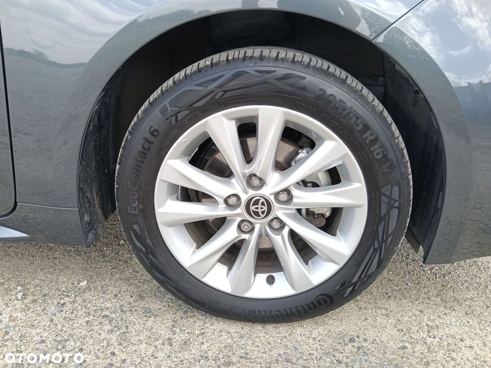 Toyota Corolla 1.8 Hybrid Comfort - 10