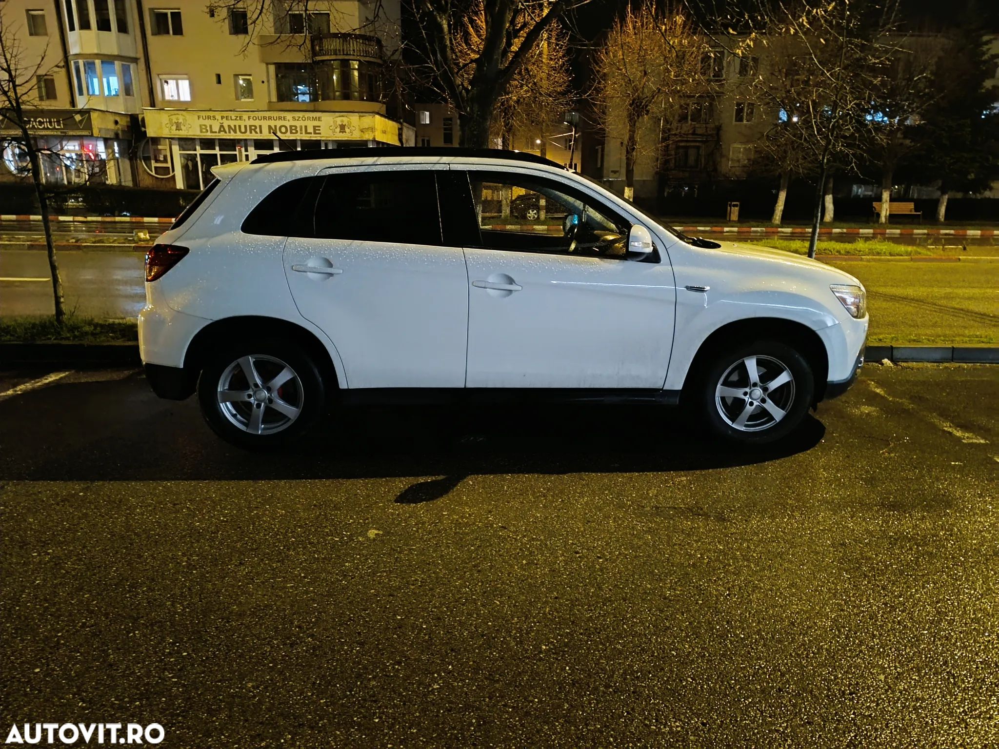 Mitsubishi ASX 1.8 DI-D 4WD Instyle - 1