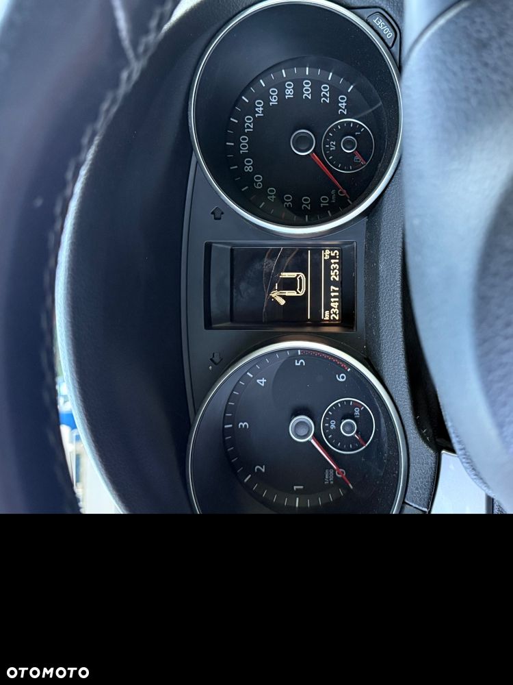 Volkswagen Golf VI 1.6 TDI BlueMot Trendline - 15