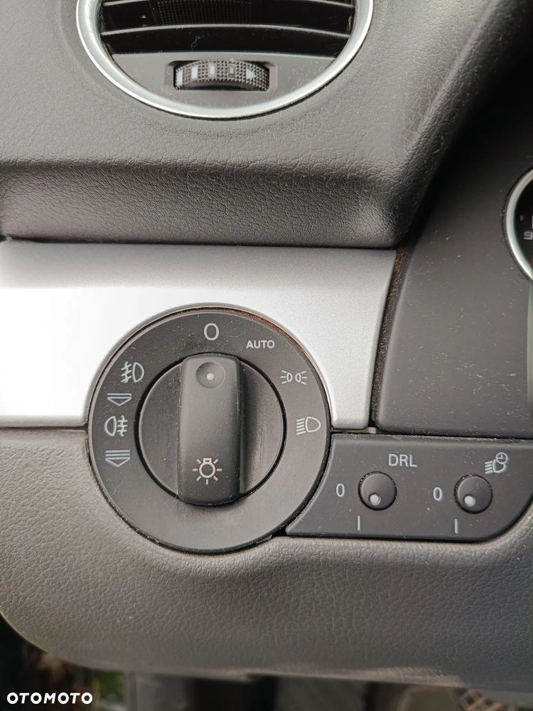 Seat Exeo 2.0 TDI DPF Style - 12