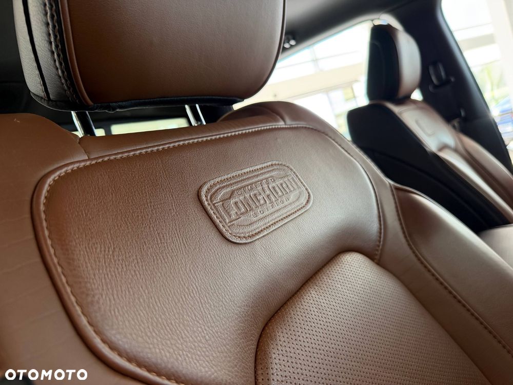 RAM 1500 Crew Cab Longhorn - 37