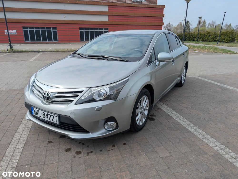 Toyota Avensis 1.8 Sol plus - 1
