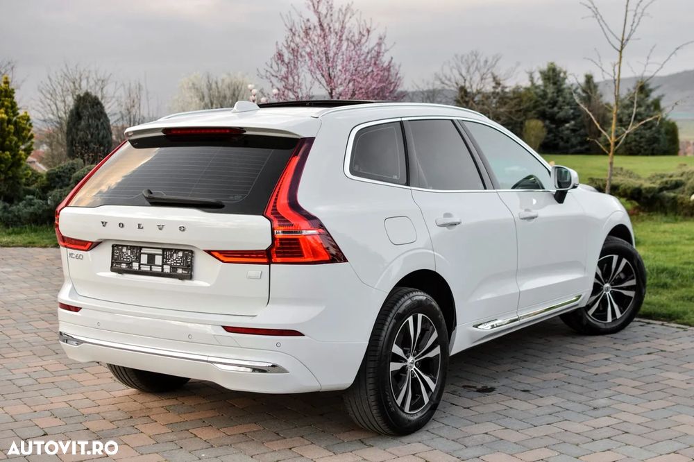 Volvo XC 60 Recharge T6 Twin Engine eAWD Inscription Expression - 4