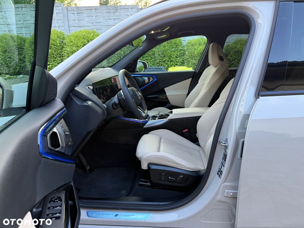 BMW X3 xDrive20 mHEV - 8