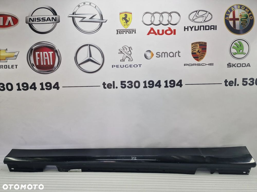 BMW E90 / E91 04- LEWA LISTWA PROGOWA / NAKŁADKA PROGU , NR 51777062297 , NR AUKCJI PR312 - 1