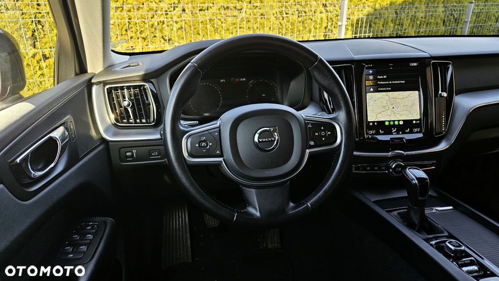 Volvo XC 60 D4 AWD Momentum - 13