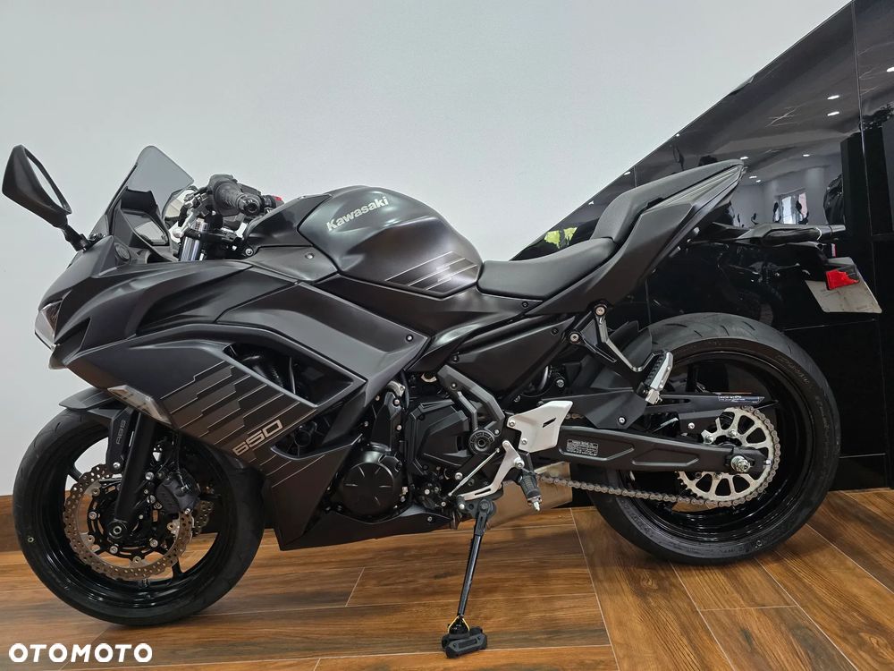 Kawasaki Ninja - 7