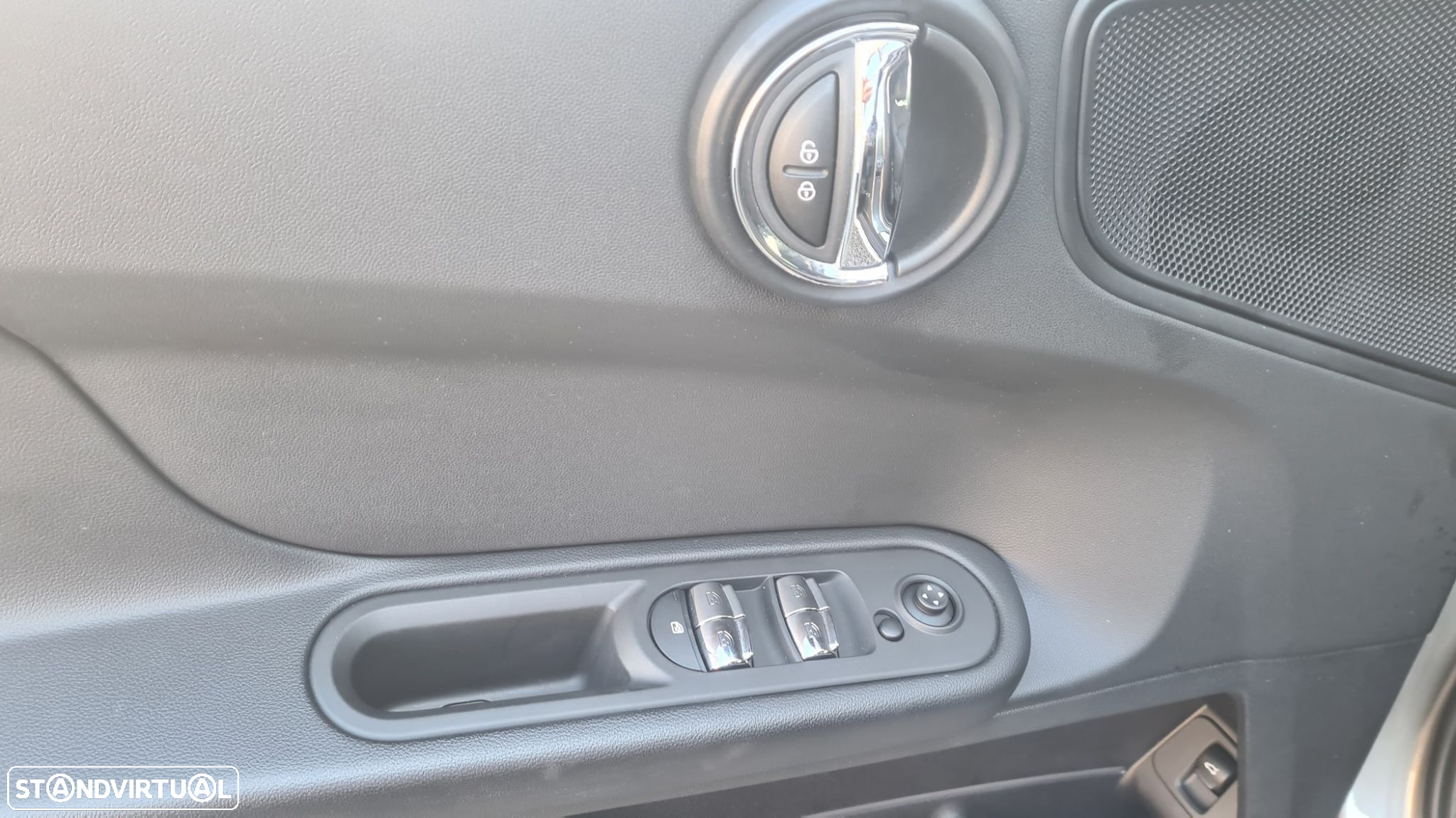 MINI Countryman One D Auto - 8