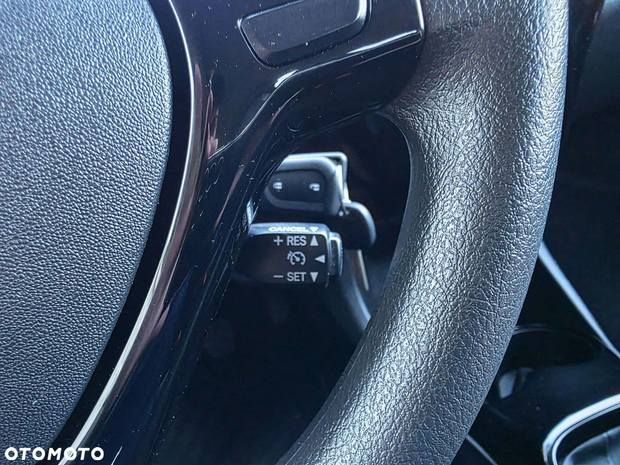 Citroën C1 AIRSCAPE VTi 72 S&S SHINE - 21