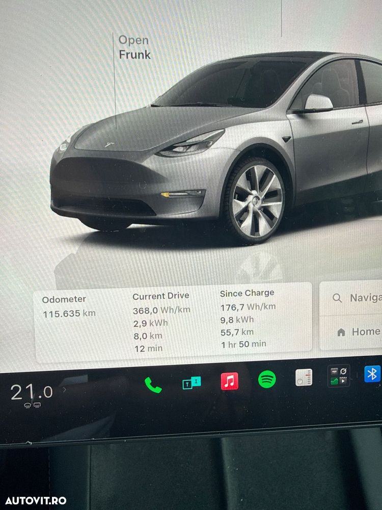 Tesla Model Y AWD Performance - 9
