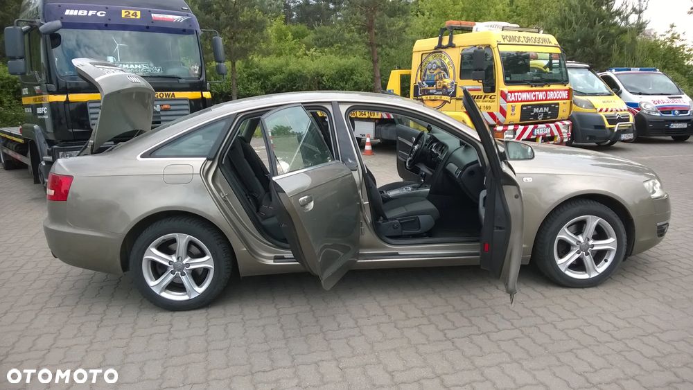 Audi A6 Limousine 2.4 - 20