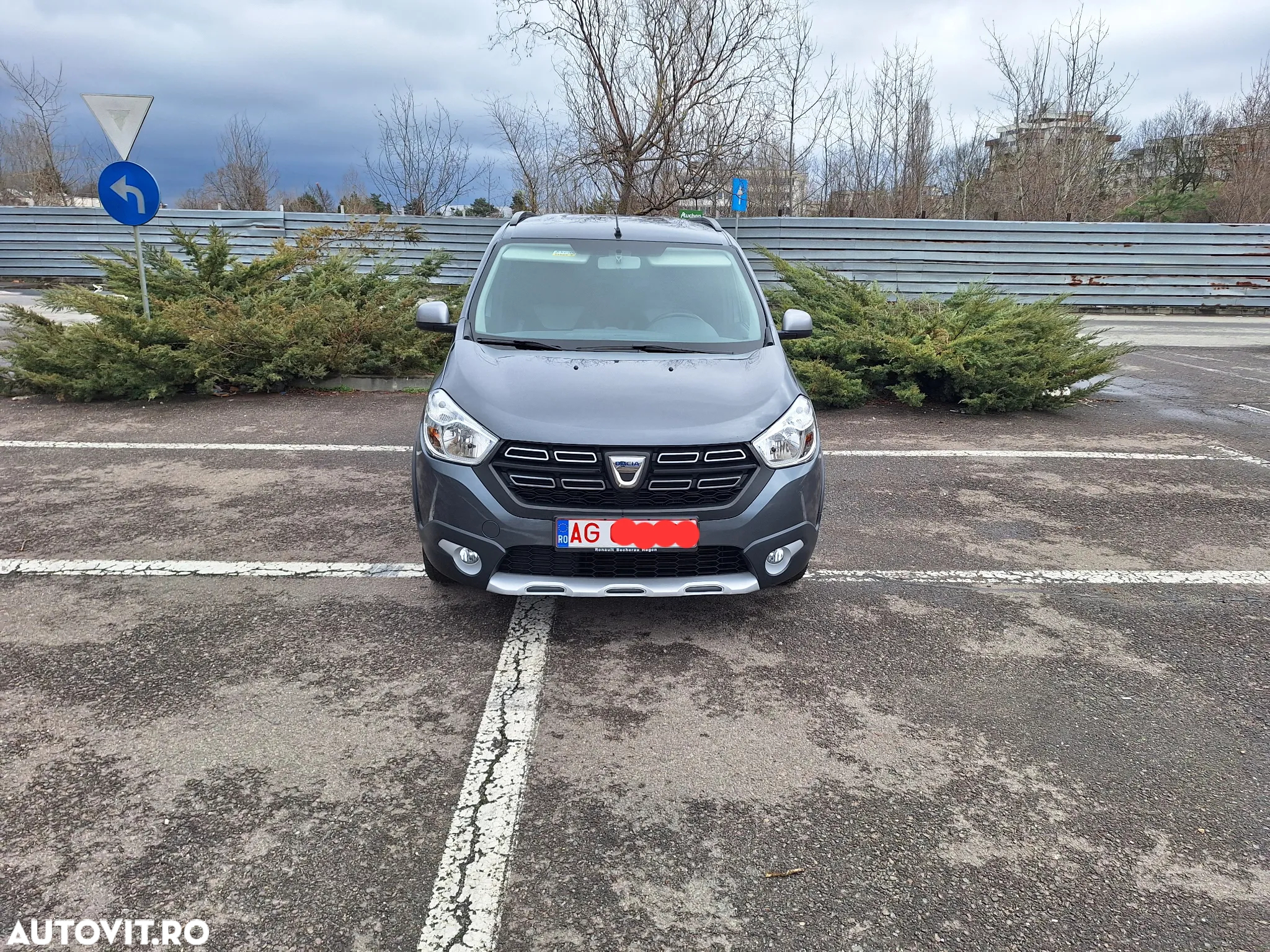Dacia Lodgy dCi 110 Stepway - 3
