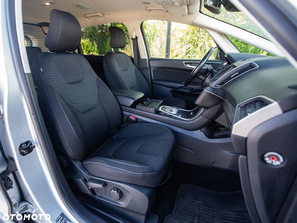 Ford S-Max - 23